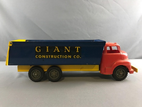 Vintage Giant construction co Metal Toy truck