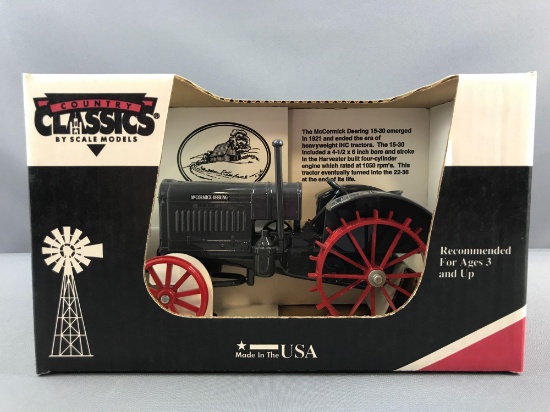 Country Classics Scale Models McCormick Deering 15-30 die cast Tractor in original box