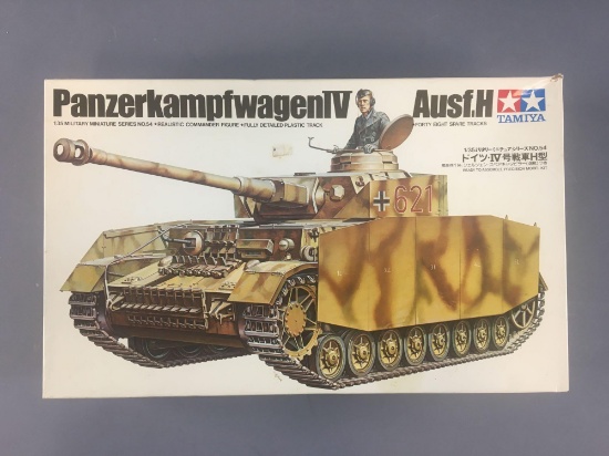 Tamiya PanzerkampfwagenIV Model Military Tank Kit