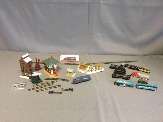 Group of N Scale Engine, Buildings, Tracks and more