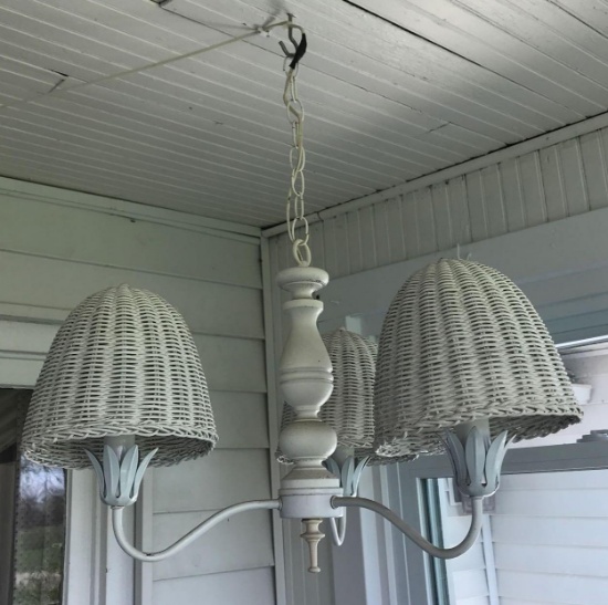 Hanging ceiling lamp with the wicker shades