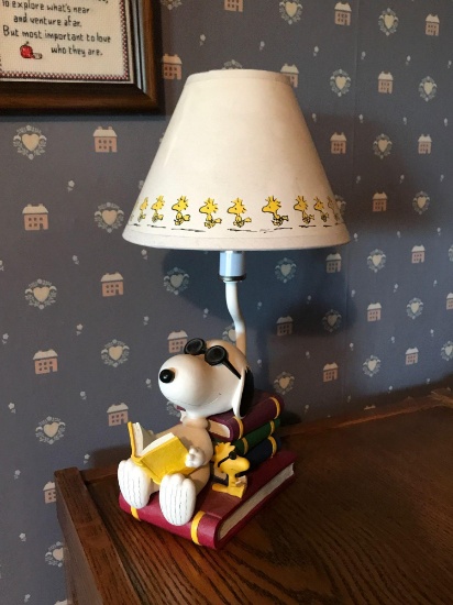 Peanuts Snoopy and Woodstock lamp