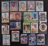 Group of 20 New and Old Chicago Cubs Baseball Cards