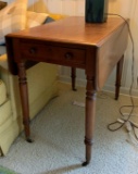 Antique walnut dropleaf table