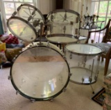 Vintage Fibes acrylic drum set