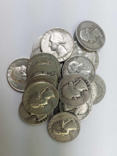 Lot of (22) 90% Silver Washington Quarters.