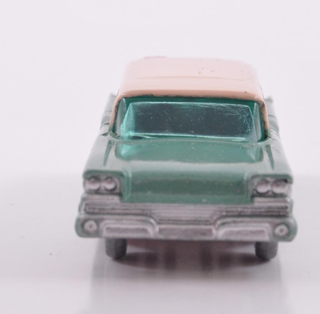 ミニカー MATCHBOX No.31 AMERICAN FORD STATION WAG Matchbox No. 31 American Ford Station Wagon | Proxibid