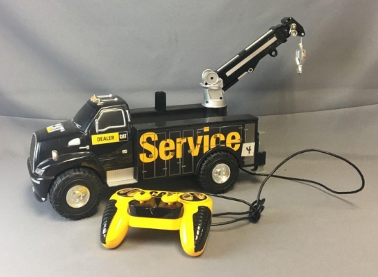 Remote Controlled CAT Service Truck