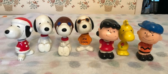 Group of 7 Vintage Peanuts Bobbleheads