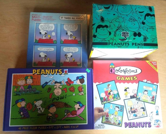 Lot of 4 Peanuts Snoopy Collectibles