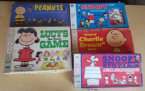 Lot of 5 Peanuts Snoopy & Charlie Brown Games