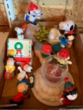 Group of miscellaneous peanuts Christmas items