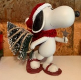 Hallmark Peanuts Snoopy Christmas statue