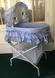 Baby Snoopy Bassinet with Blanket