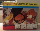 Snoopy Waffle Baker