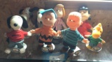 Group of 8 Vintage Peanuts Dolls