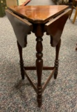 Vintage dropleaf side table