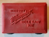 Milwaukee heavy-duty hole saw kit