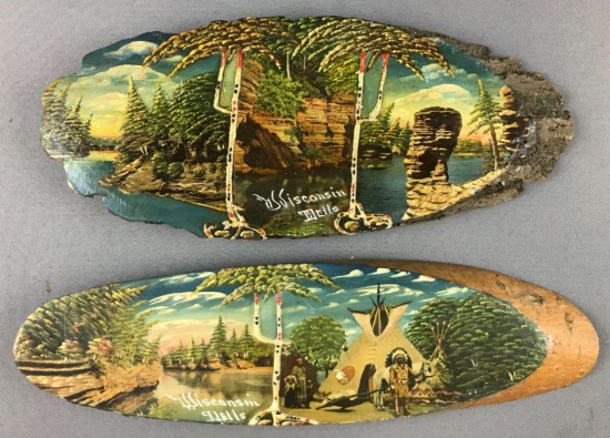 Souvenir WI Dells painted logs