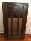 Vintage Philco radio