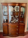 Wood China hutch with glass door