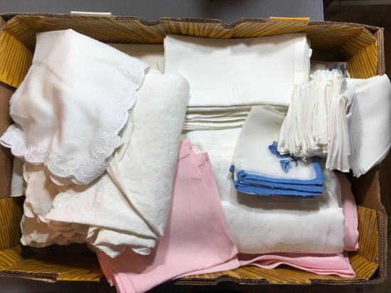 Group of Vintage linens