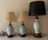 Group of 3 table lamps