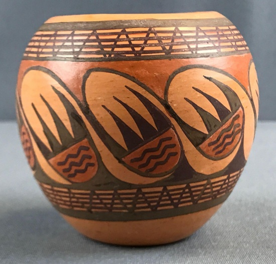 Native American Bear Claws Pot