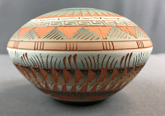 Native American Navajo Pot