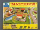 Matchbox R-3 Series Fold Away Farm Playset