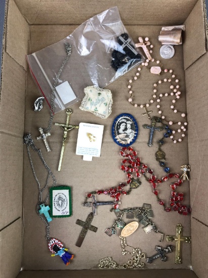 Group of 20 pieces religious jewelry Dash crucifixes, rosaries, and more