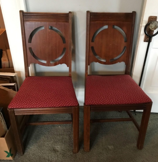 2 vintage wooden chairs