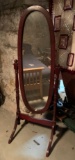 Standing mirror