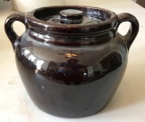 Vintage bean pot w/ lid