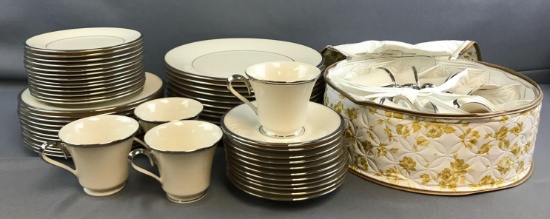 Group of Lenox Solitaire Dish Set