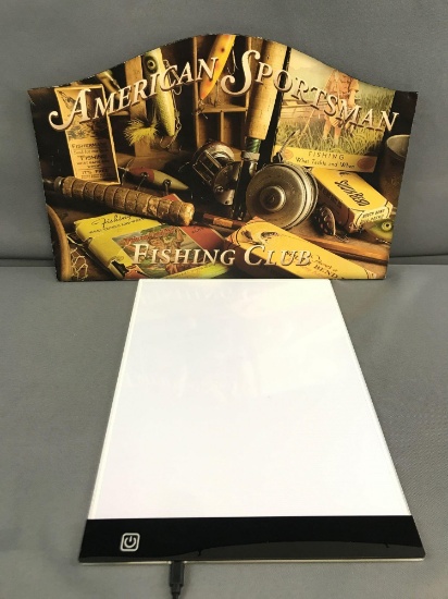 Group of 2 Pieces : Decorative Sign and Light-up Tracing Board