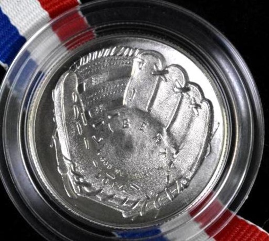 2014 D U.S. Mint, U.S. Baseball Hall of Fame Commemorative Half Dollar BU.