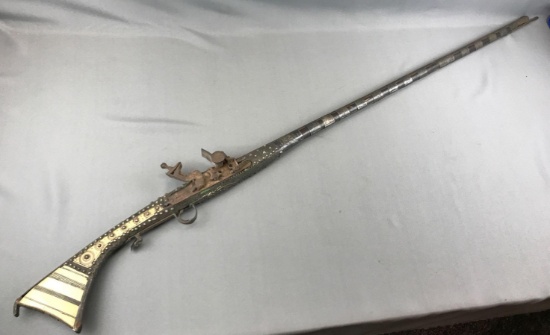 Middle East Antique Gun