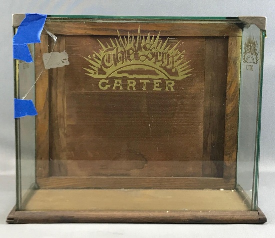 Antique Display Showcase : "The Sun Garter"