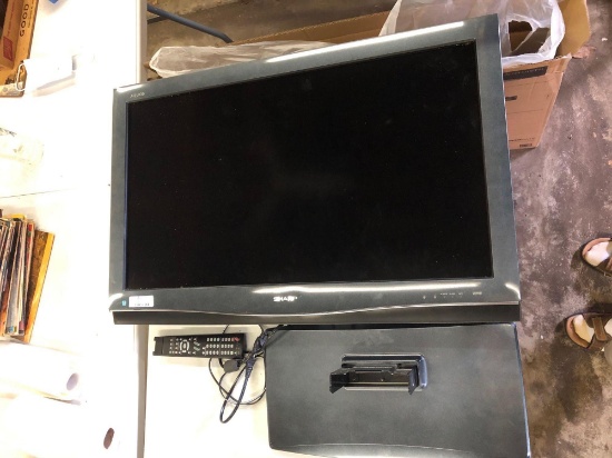 Sharp tv aprx 30 inches