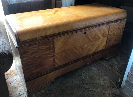 Vintage Lane Cedar Chest