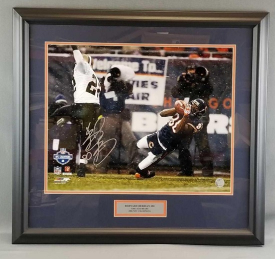 Signed framed Bernard Berrian Chicago Bears photograph