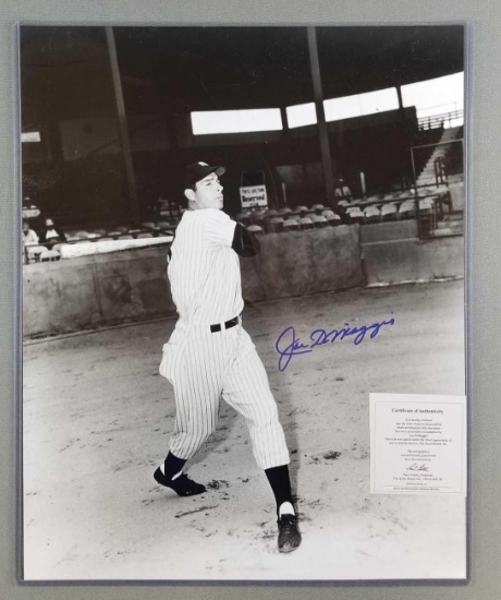 Joe DiMaggio signed photograph