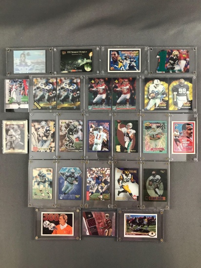 Group of 26 assorted NFL trading cards