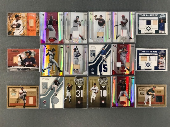 Group of 18 assorted MLB trading cards