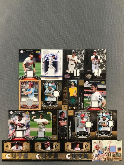Group of 17 assorted MLB trading cards