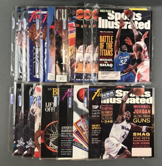 Group of 19 assorted NBA magazines