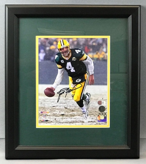 Signed Brett Favre No.4 Greenbay Packers Framed Print