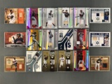 Group of 18 assorted MLB trading cards