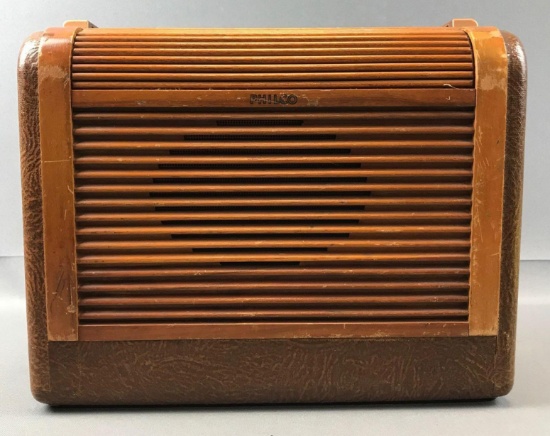 Vintage Philco Model 46-350 Radio